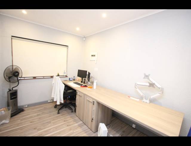 350M² BUILDING FOR SALE IN EDENVALE CENTRAL